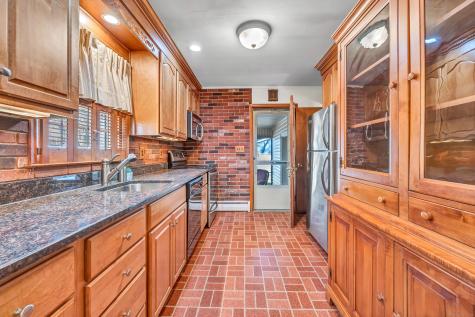 2 Old Grays Bridge Road Brookfield CT 06804