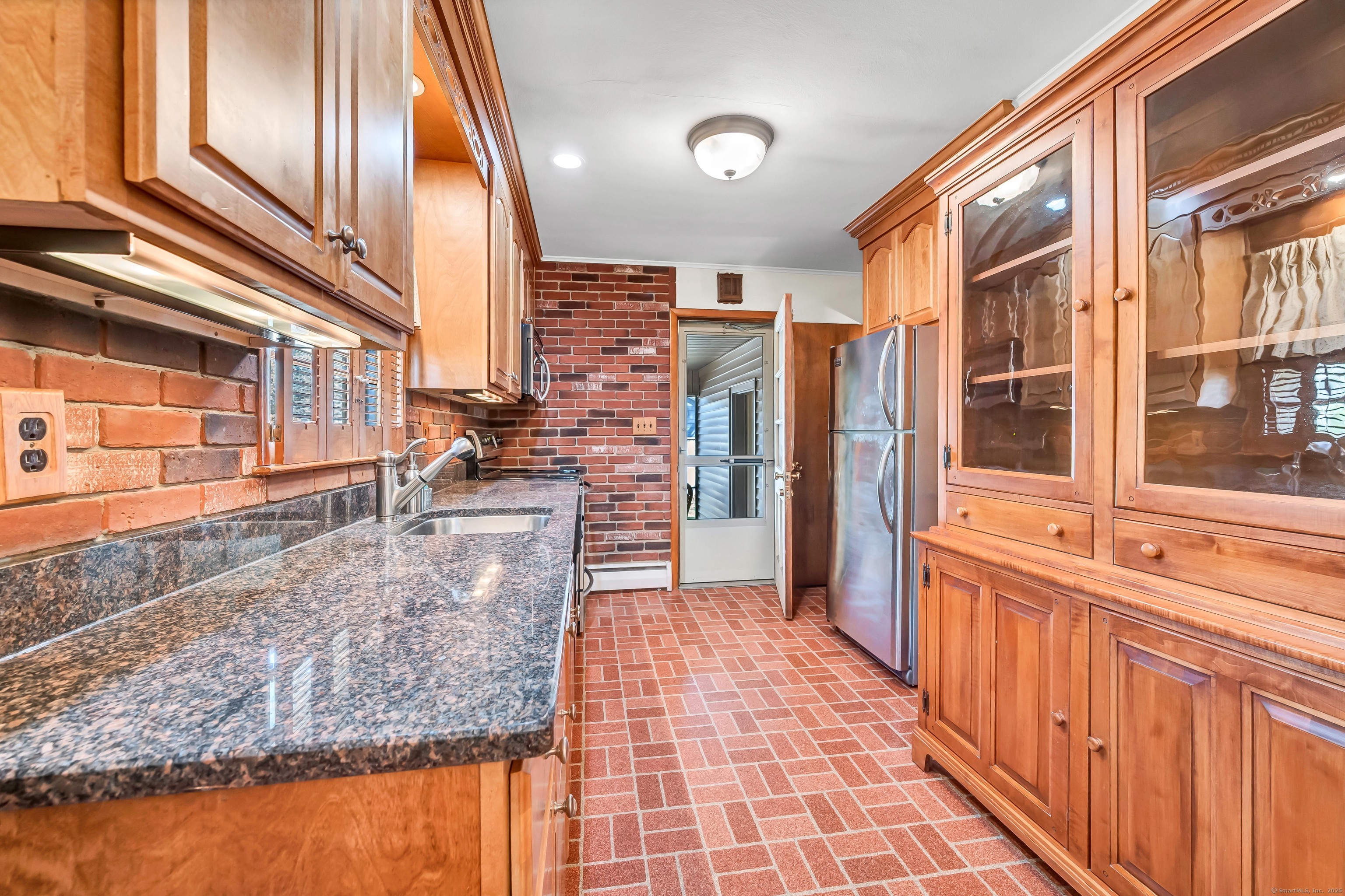 2 Old Grays Bridge Road Brookfield CT 06804