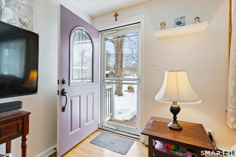 25 Sheffield Lane Bristol CT 06010