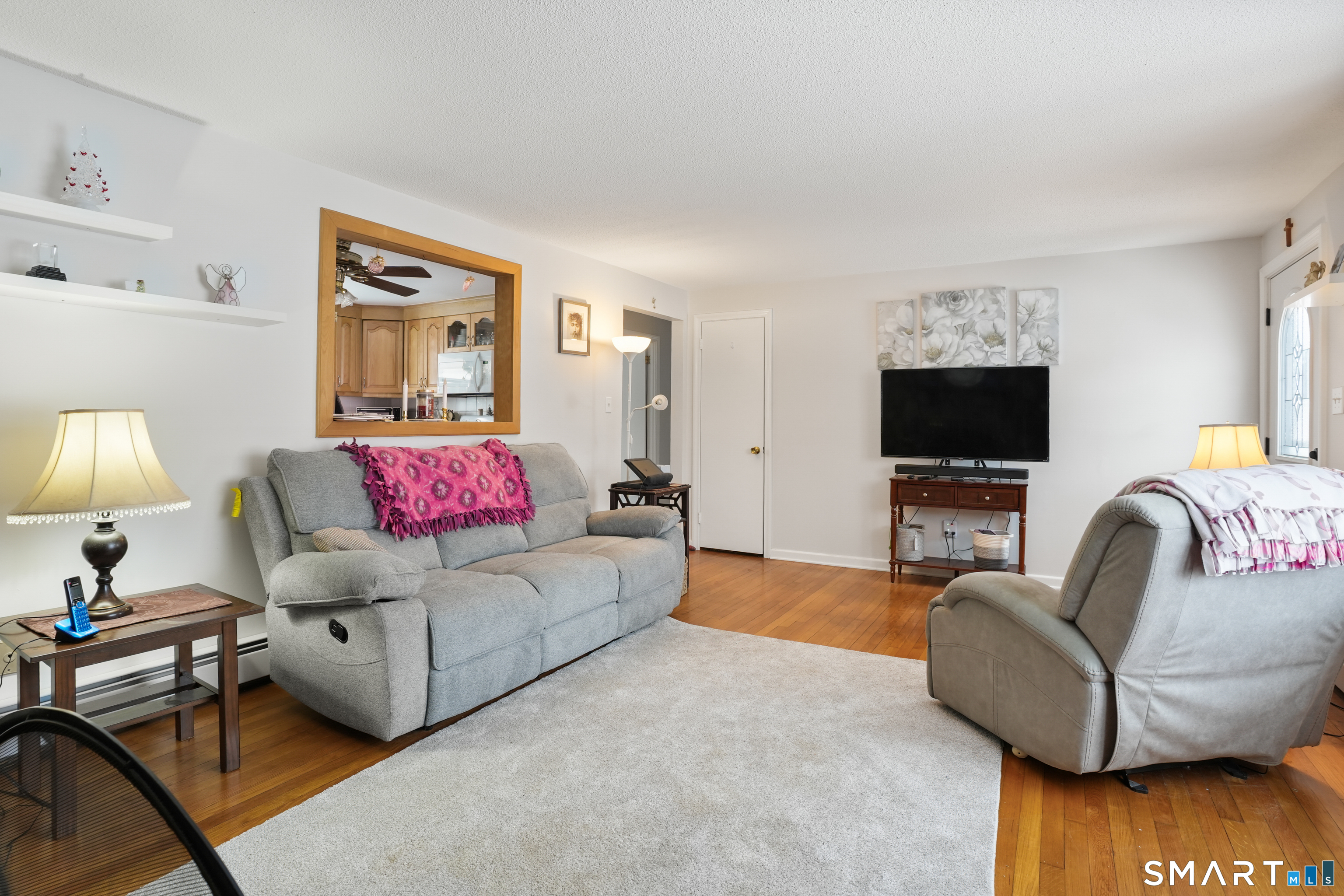 25 Sheffield Lane Bristol CT 06010