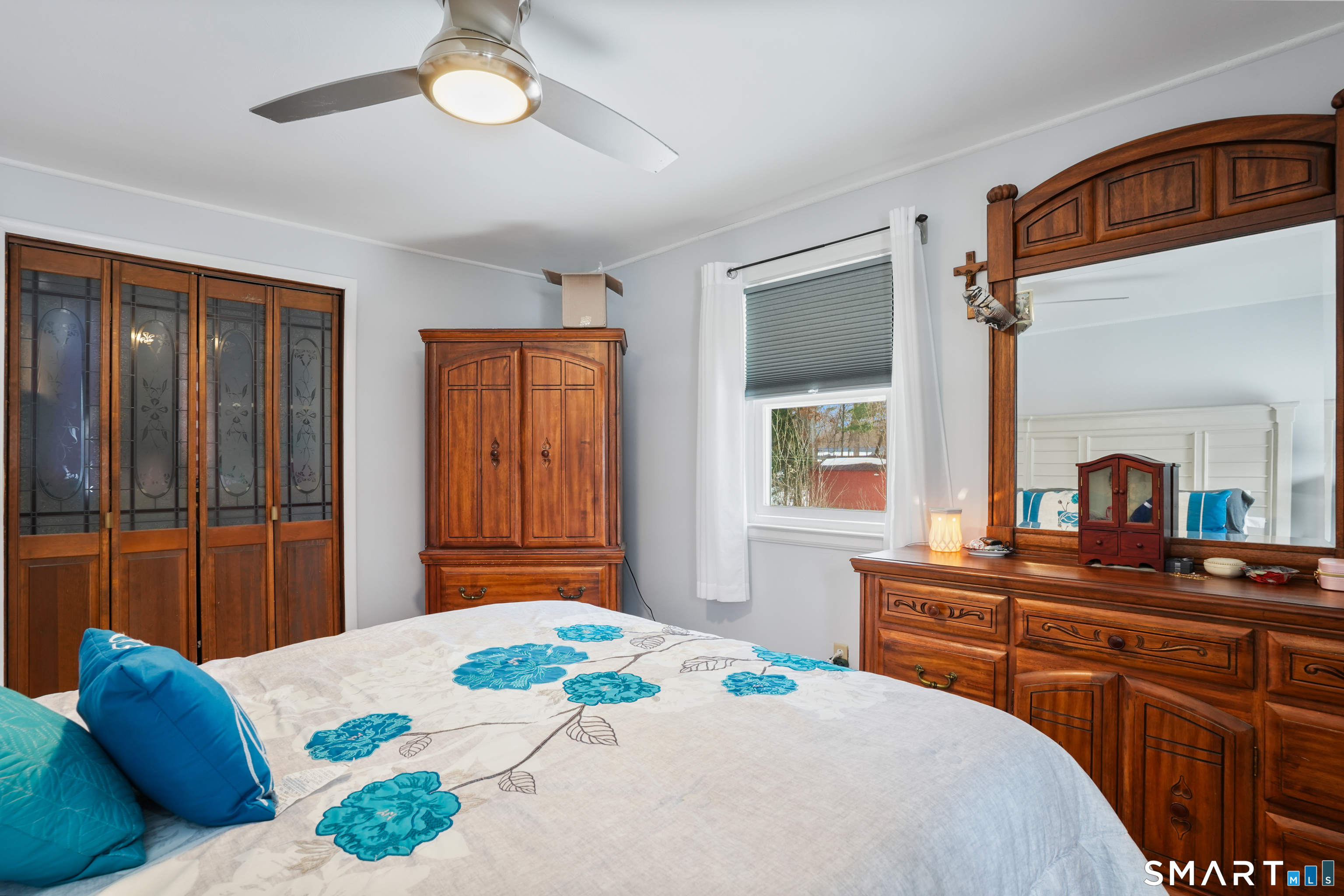 25 Sheffield Lane Bristol CT 06010