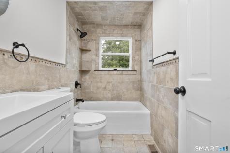 87 Meech Road Middletown CT 06457