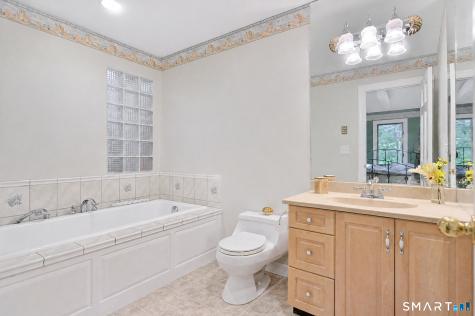 1 Hayestown Heights Danbury CT 06811