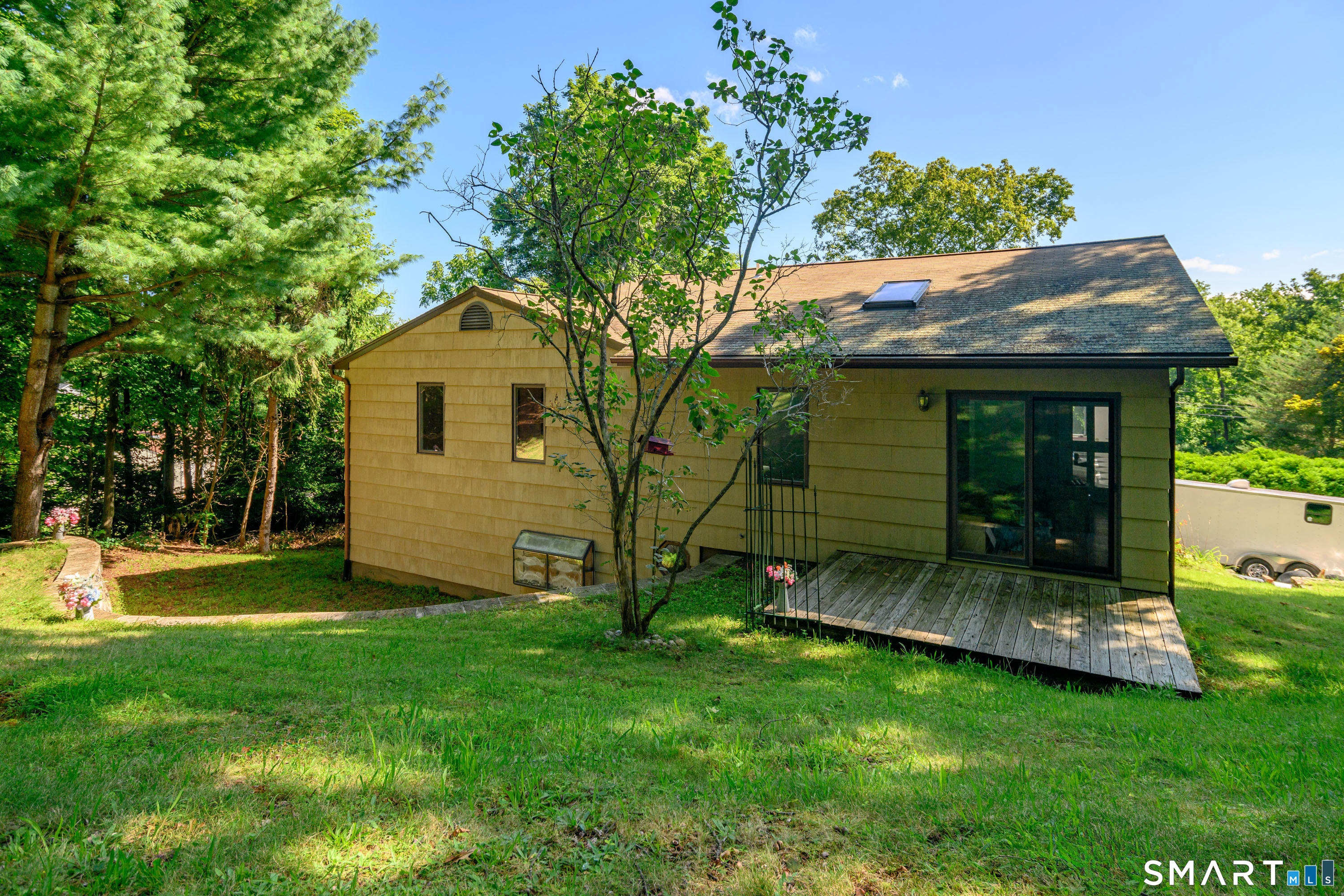 1 Hayestown Heights Danbury CT 06811