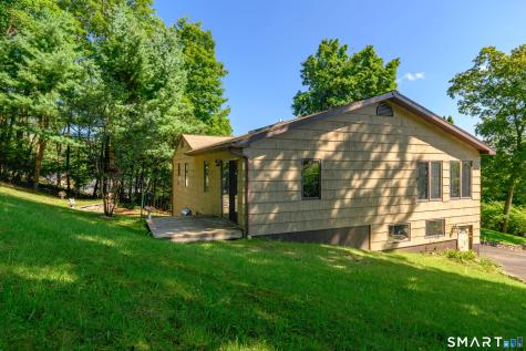 1 Hayestown Heights Danbury CT 06811
