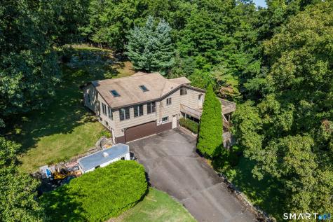 1 Hayestown Heights Danbury CT 06811