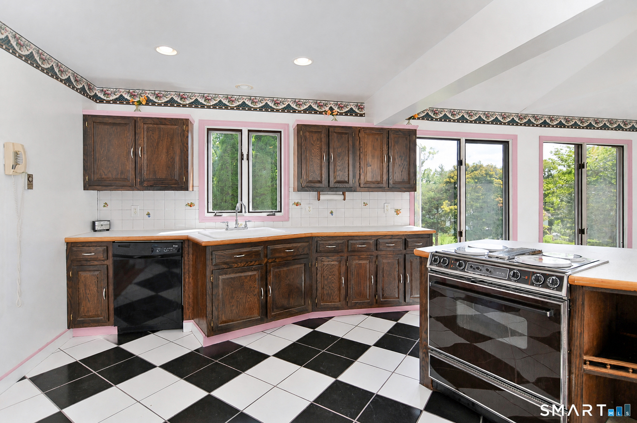 1 Hayestown Heights Danbury CT 06811