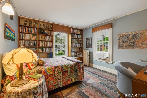47 Gerard Street Manchester CT 06040