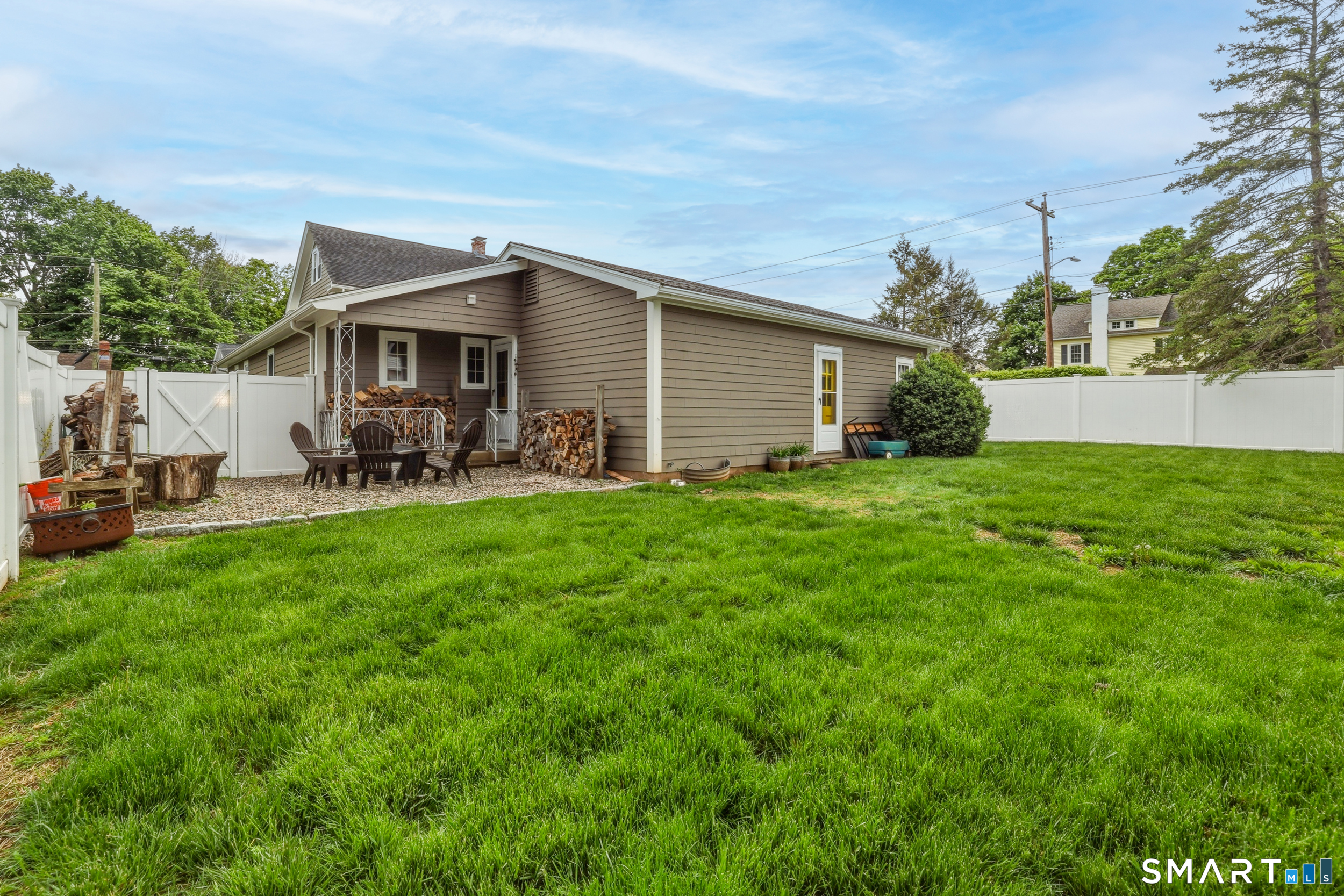 47 Gerard Street Manchester CT 06040
