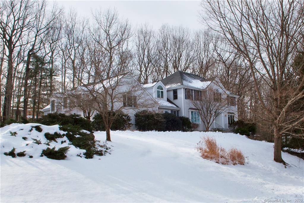 27 Lenox Road Avon CT 06001