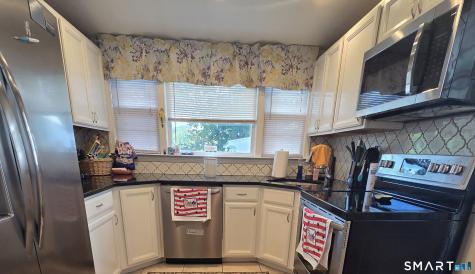 71 Jarvis Road Manchester CT 06040