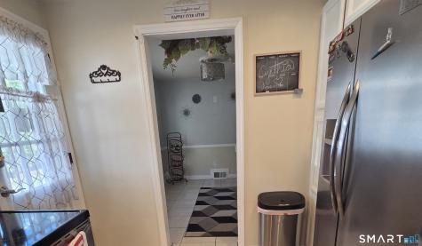 71 Jarvis Road Manchester CT 06040