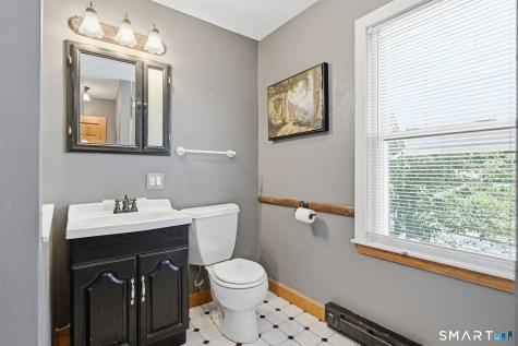 193 Woodbridge Street Manchester CT 06042