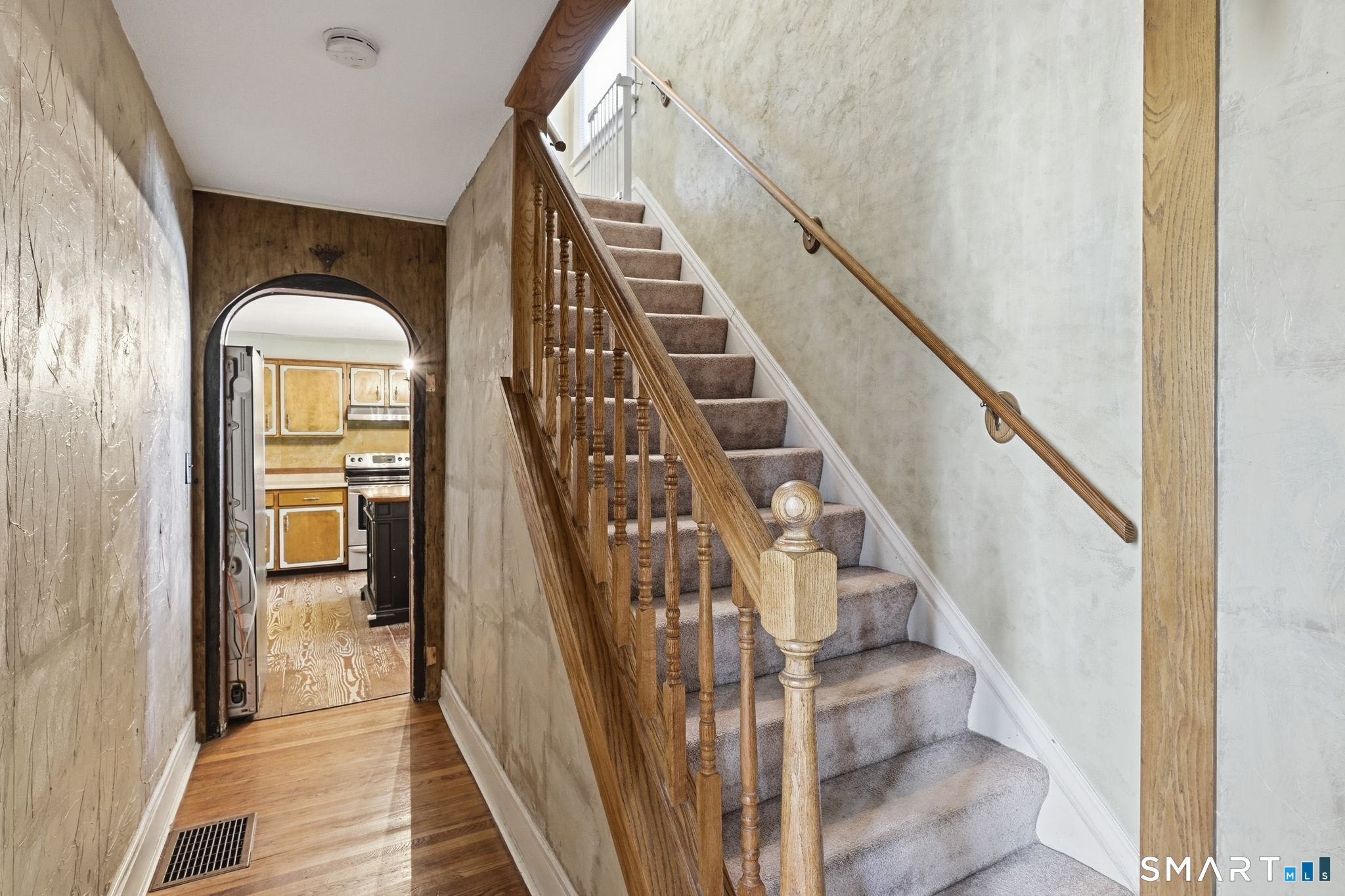 193 Woodbridge Street Manchester CT 06042