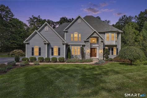 32 Guernsey Lane Avon CT 06001