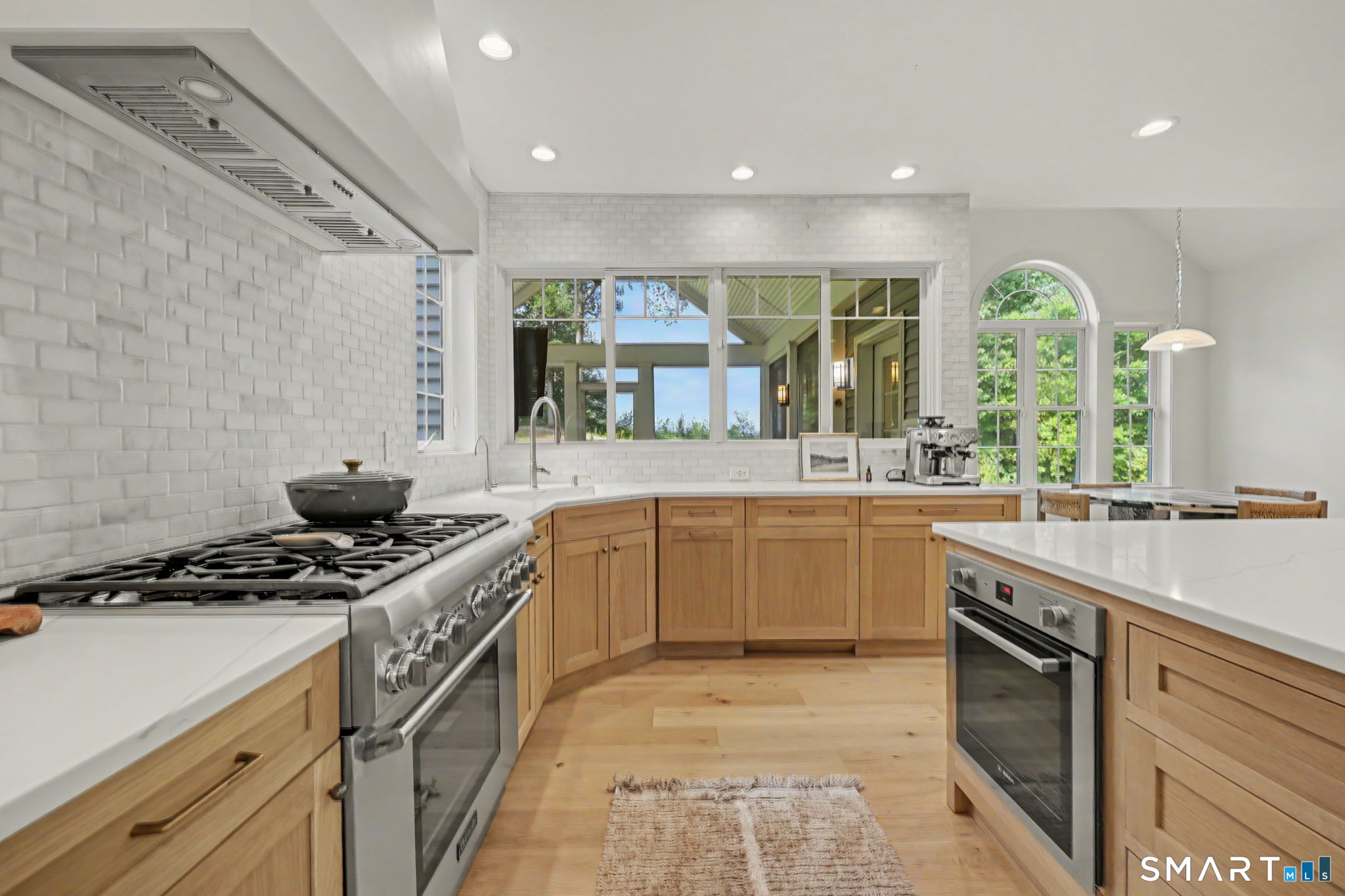32 Guernsey Lane Avon CT 06001