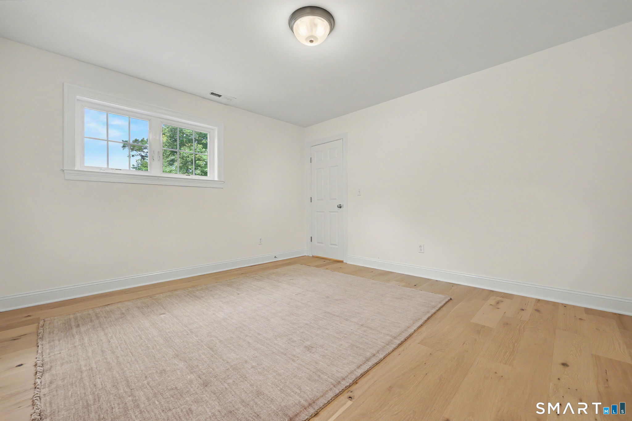 32 Guernsey Lane Avon CT 06001