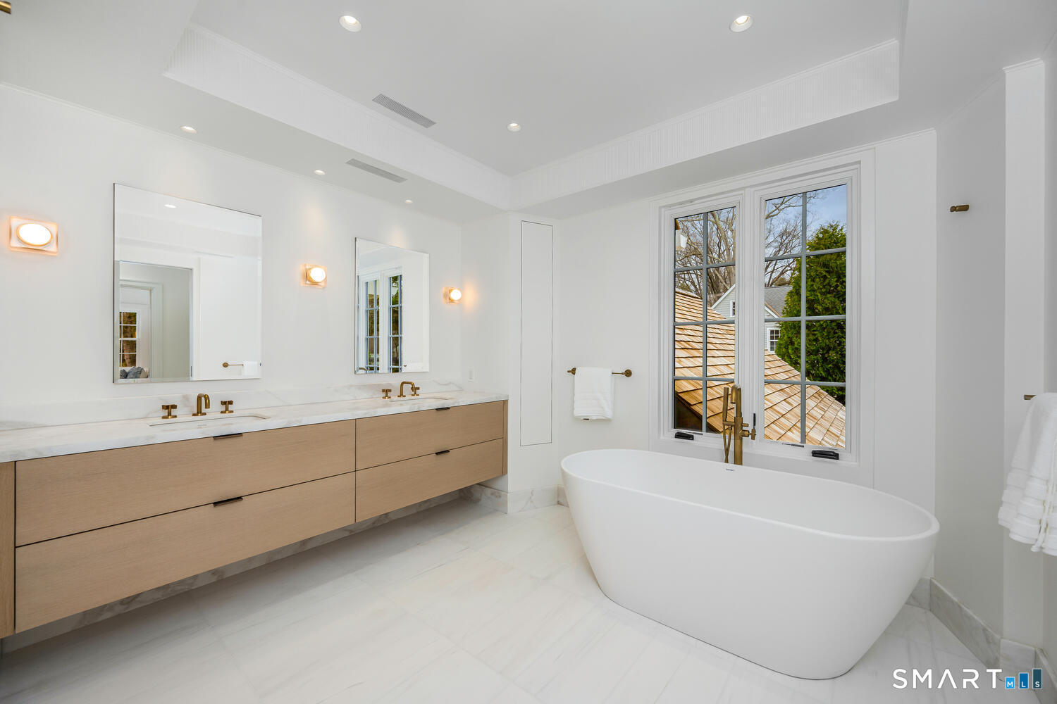 32 Birch Road Darien CT 06820