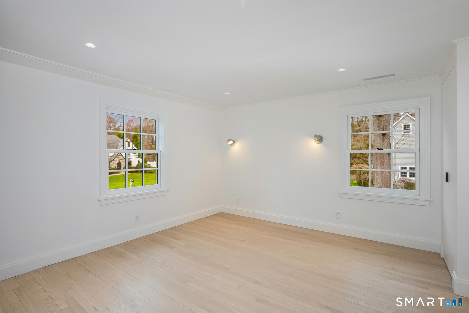 32 Birch Road Darien CT 06820