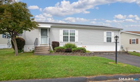 8 Rose Court East Windsor CT 06088