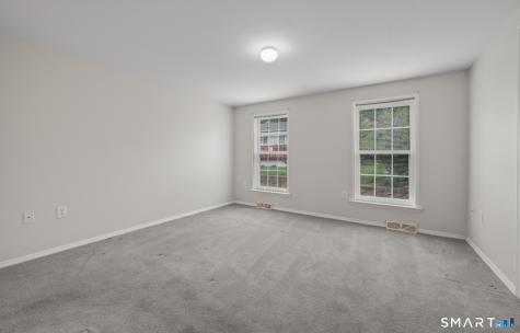 8 Rose Court East Windsor CT 06088