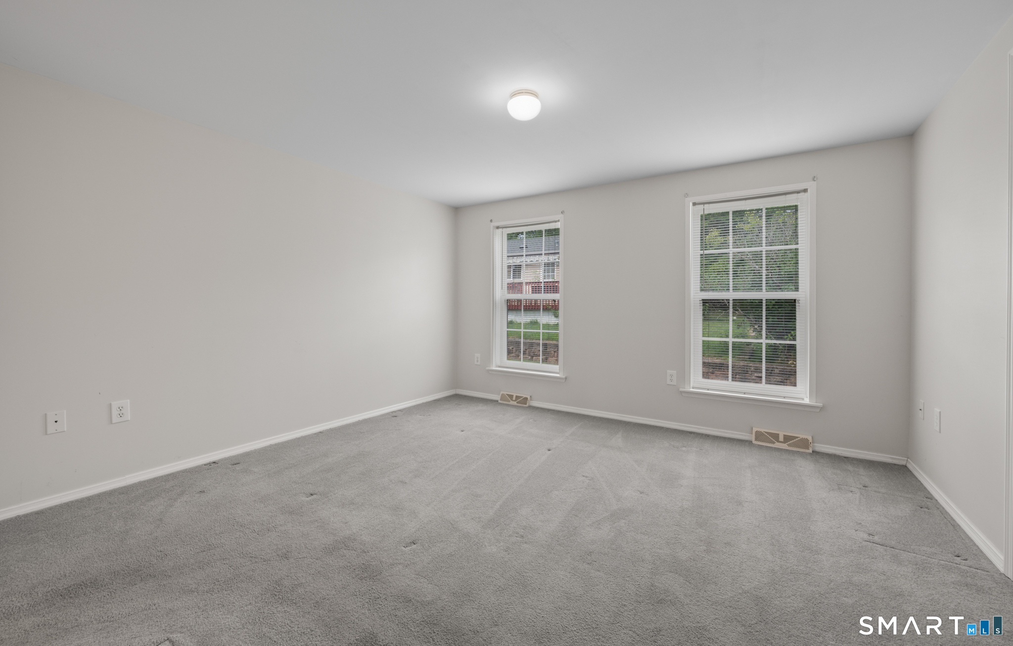 8 Rose Court East Windsor CT 06088
