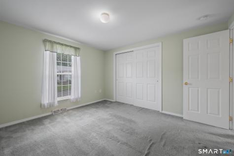 8 Rose Court East Windsor CT 06088