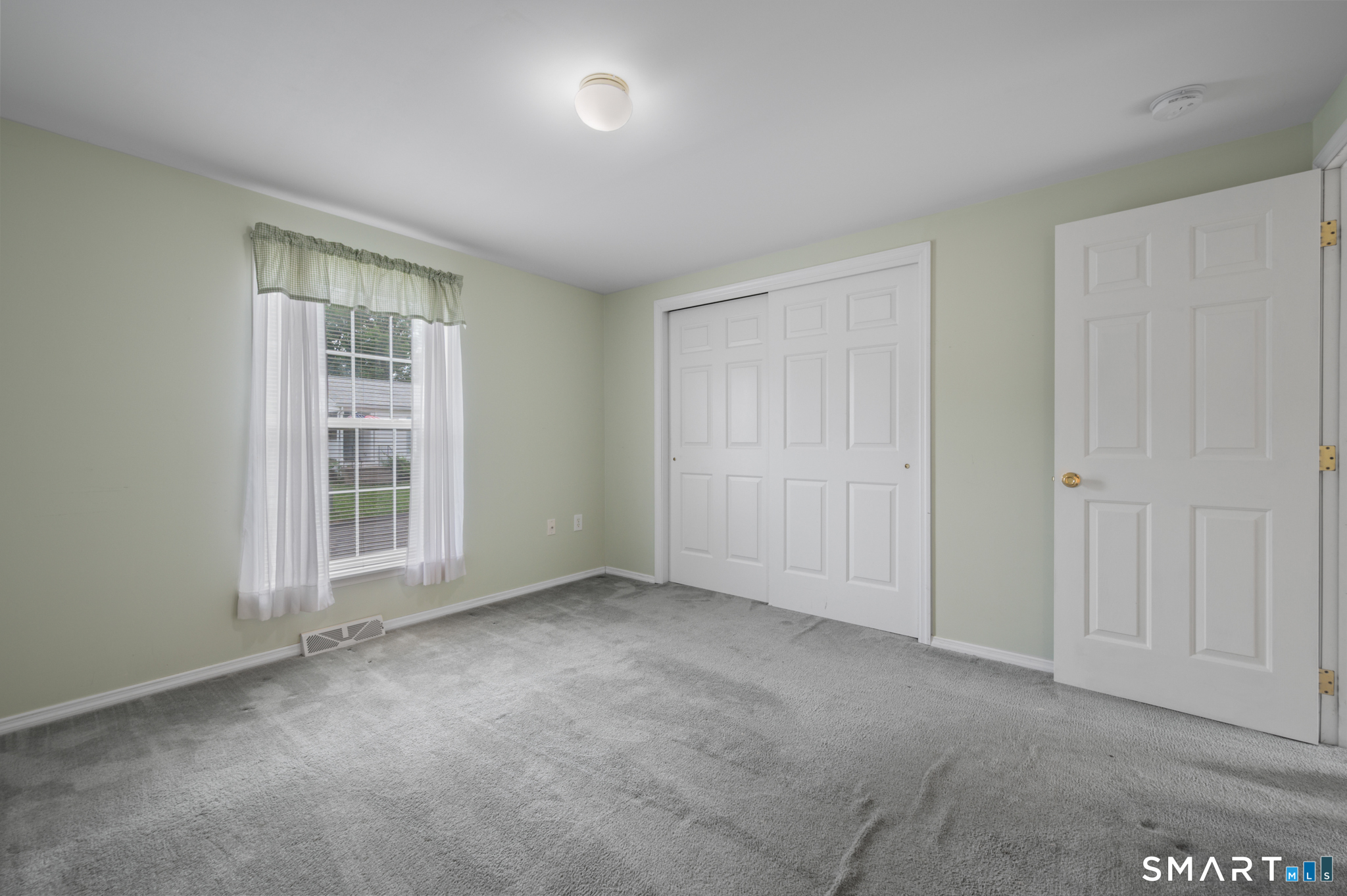 8 Rose Court East Windsor CT 06088