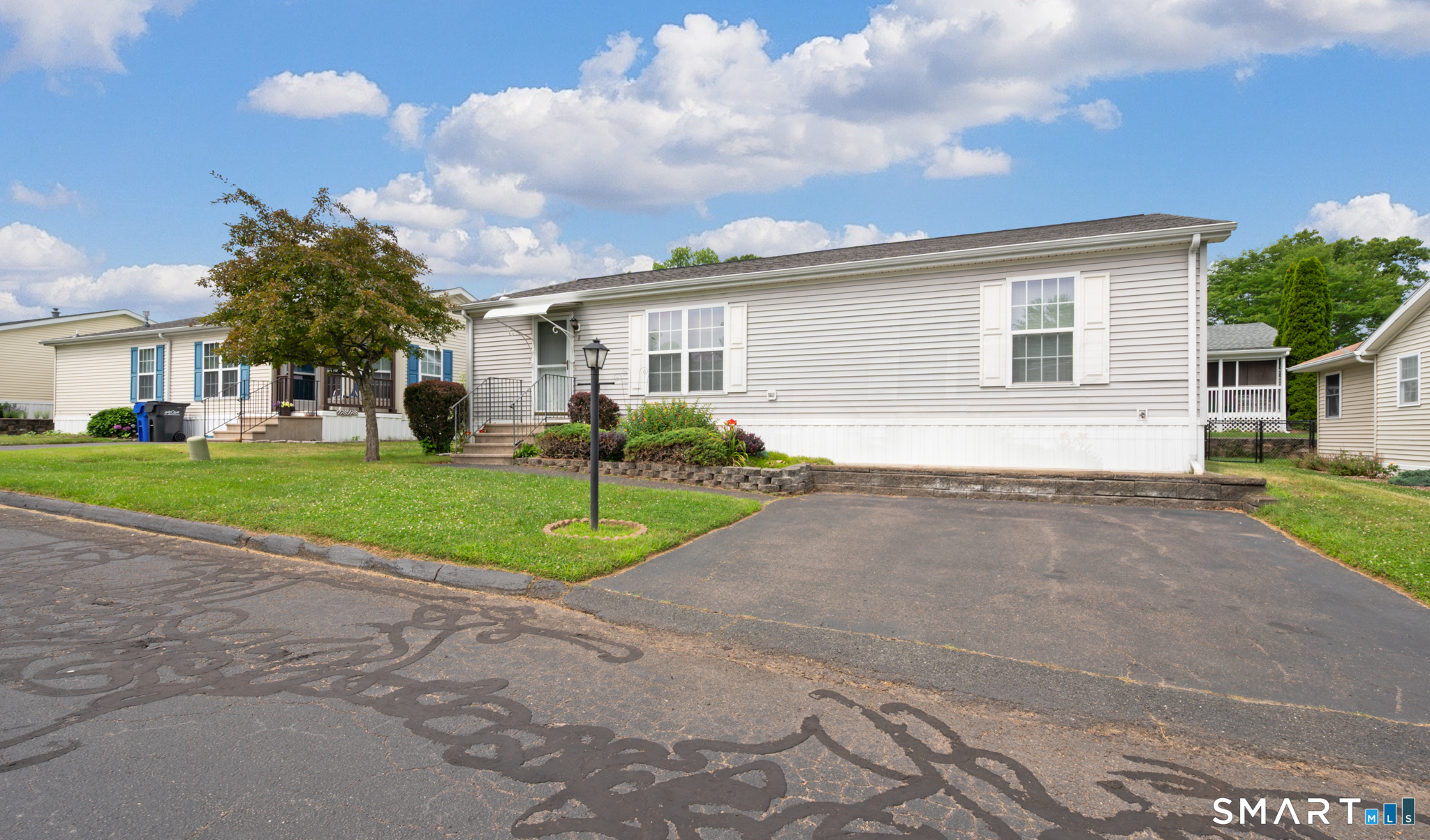 8 Rose Court East Windsor CT 06088