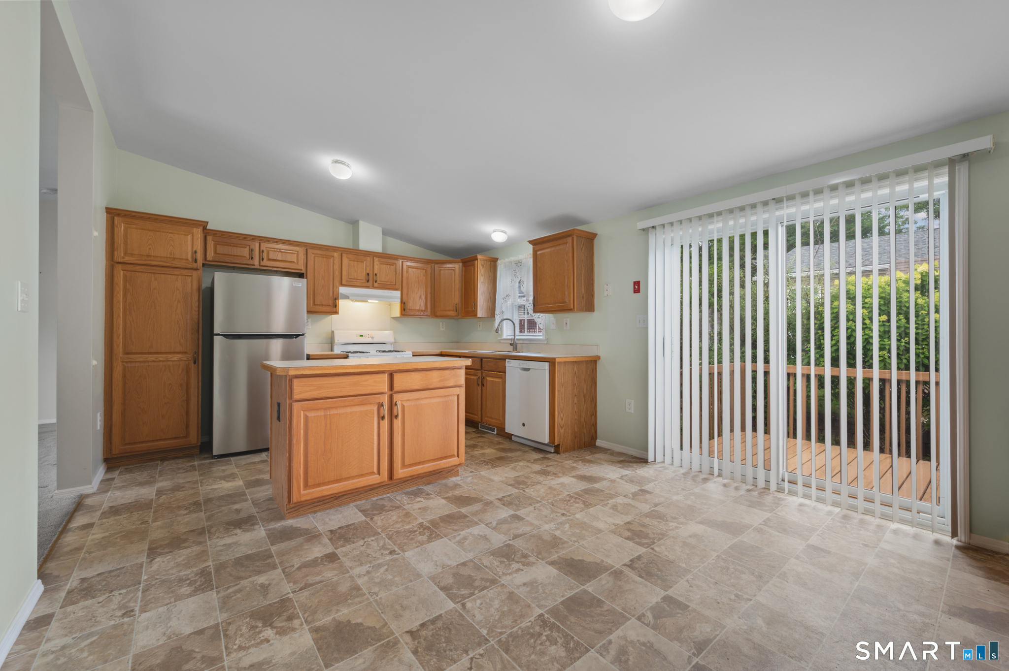 8 Rose Court East Windsor CT 06088