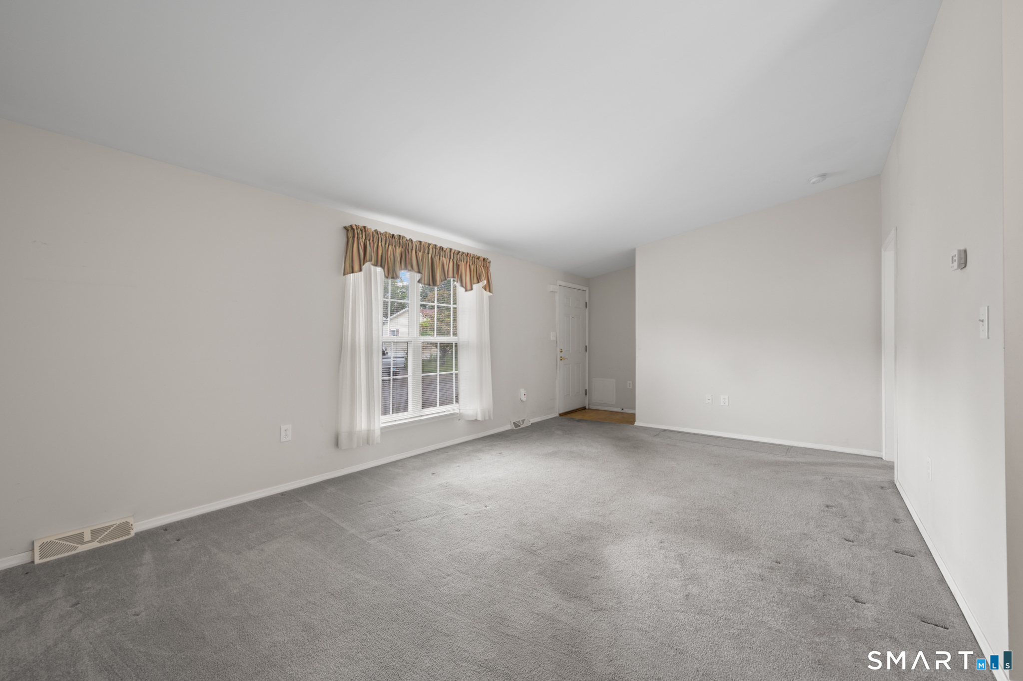 8 Rose Court East Windsor CT 06088