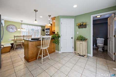 1023 King Road Cheshire CT 06410