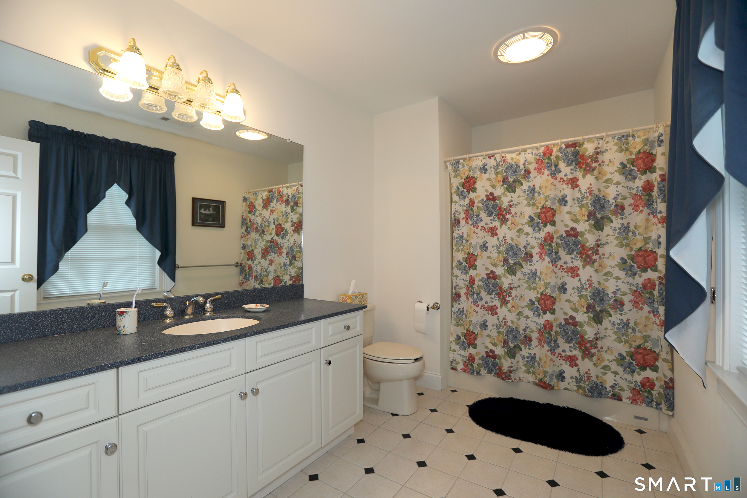 129 West Town Street Lebanon CT 06249