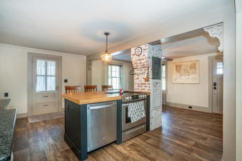 4 Stebbins Brook Lane Simsbury CT 06070