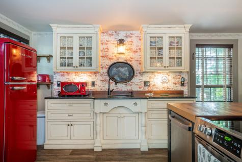 4 Stebbins Brook Lane Simsbury CT 06070