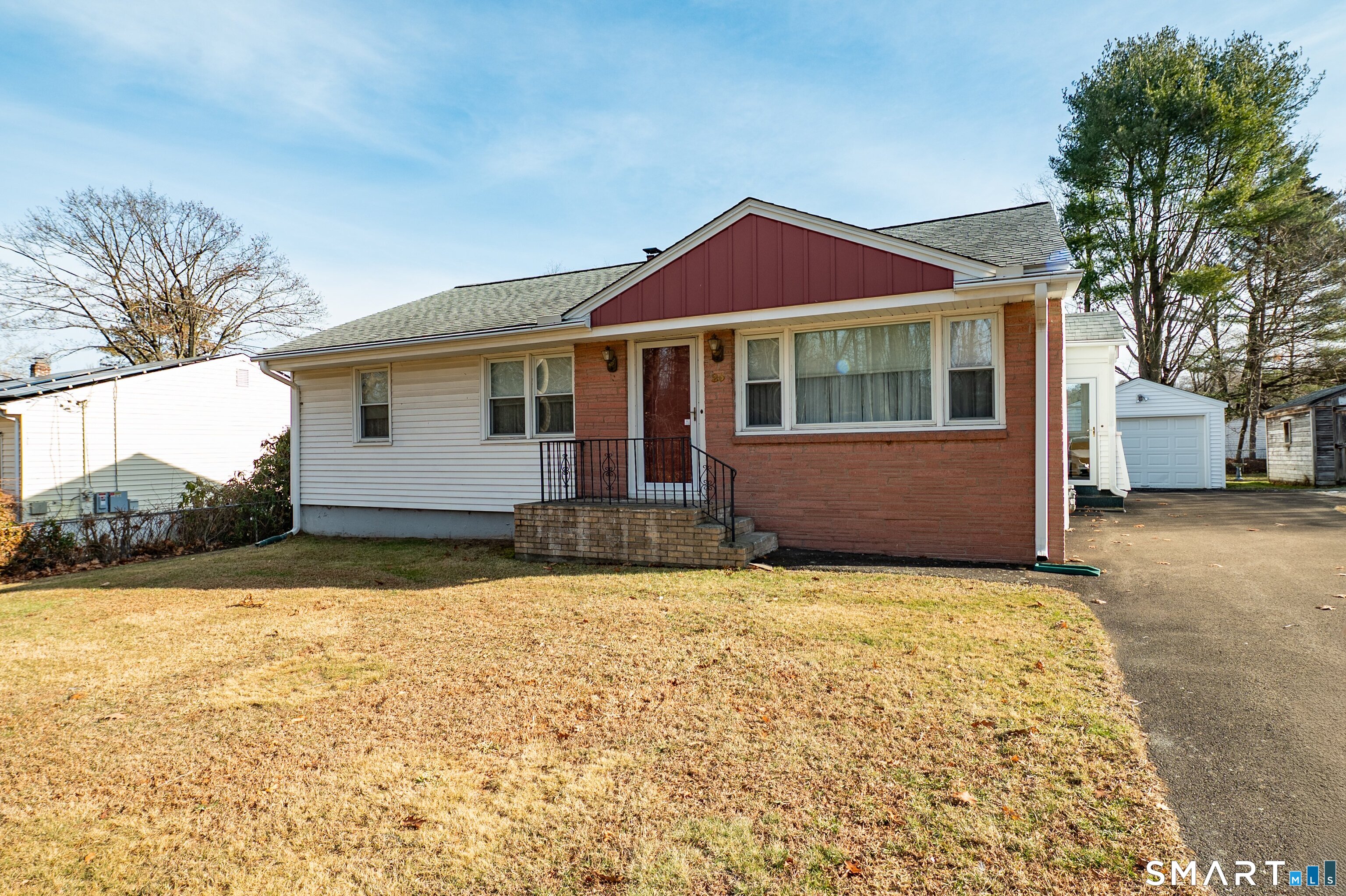 25 River Road East Haven CT 06512