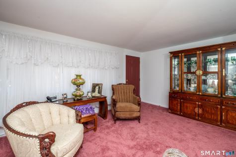 25 River Road East Haven CT 06512