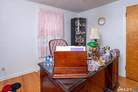 25 River Road East Haven CT 06512