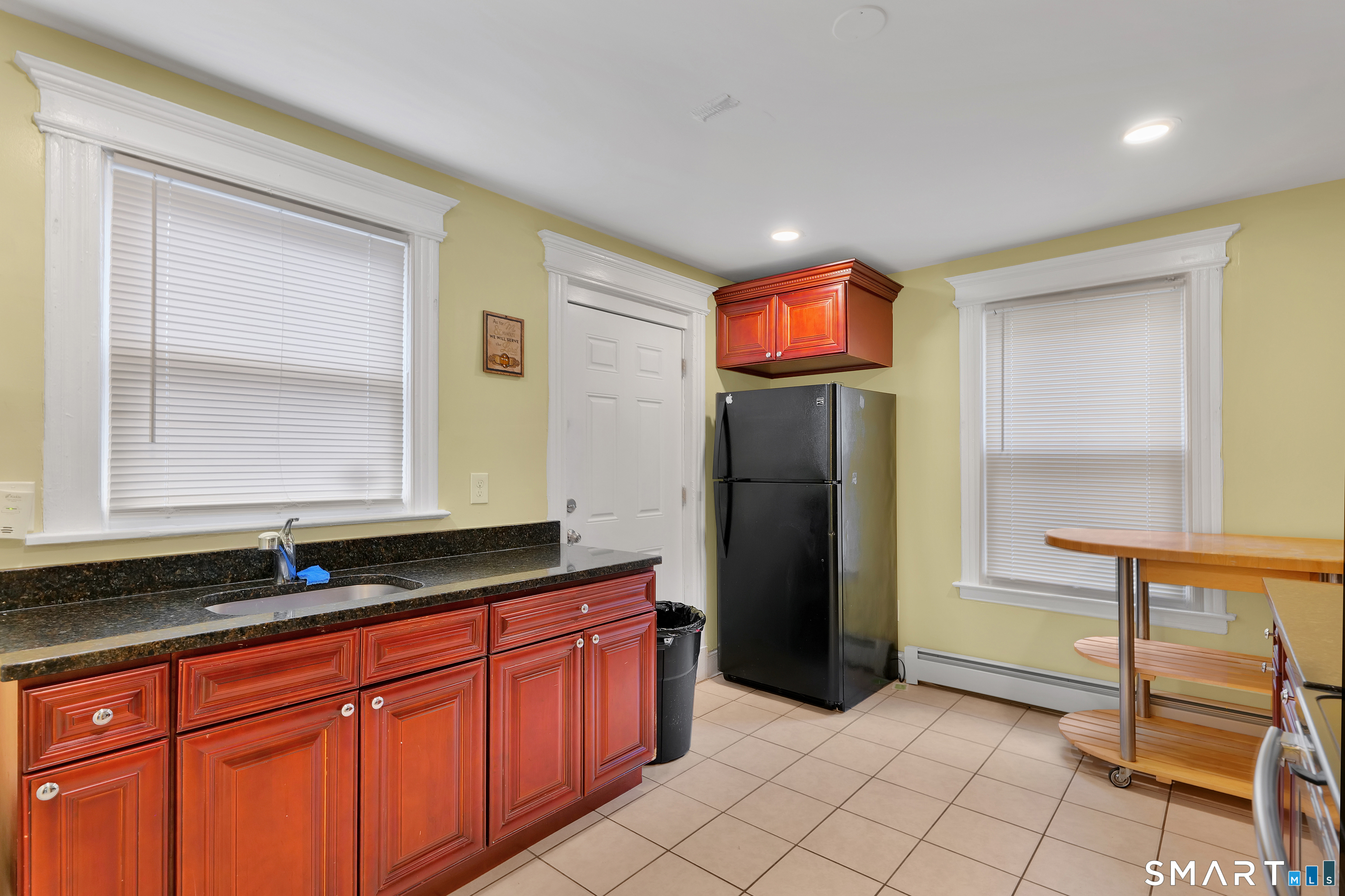 382 Vine Street Hartford CT 06112