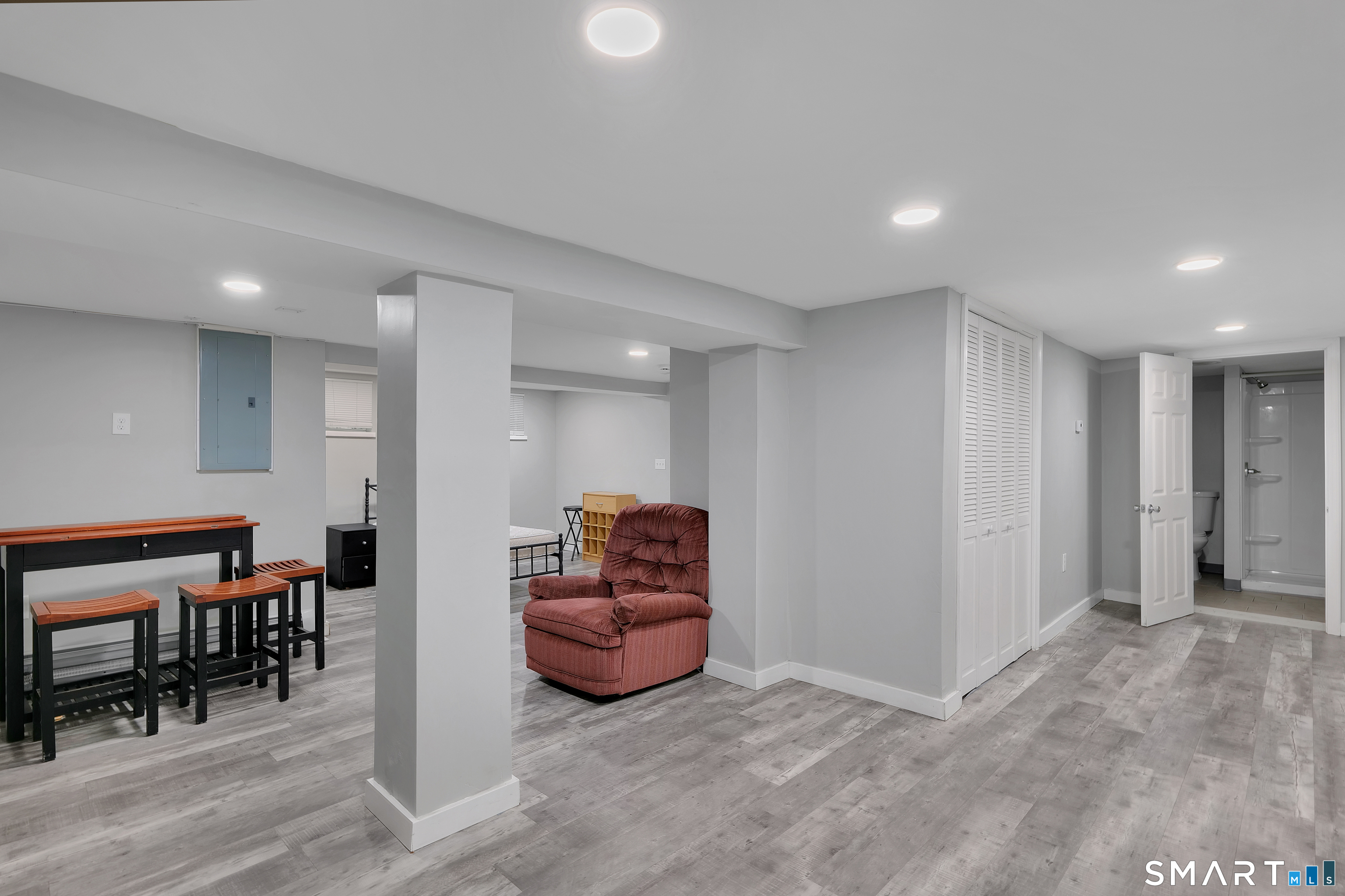 382 Vine Street Hartford CT 06112