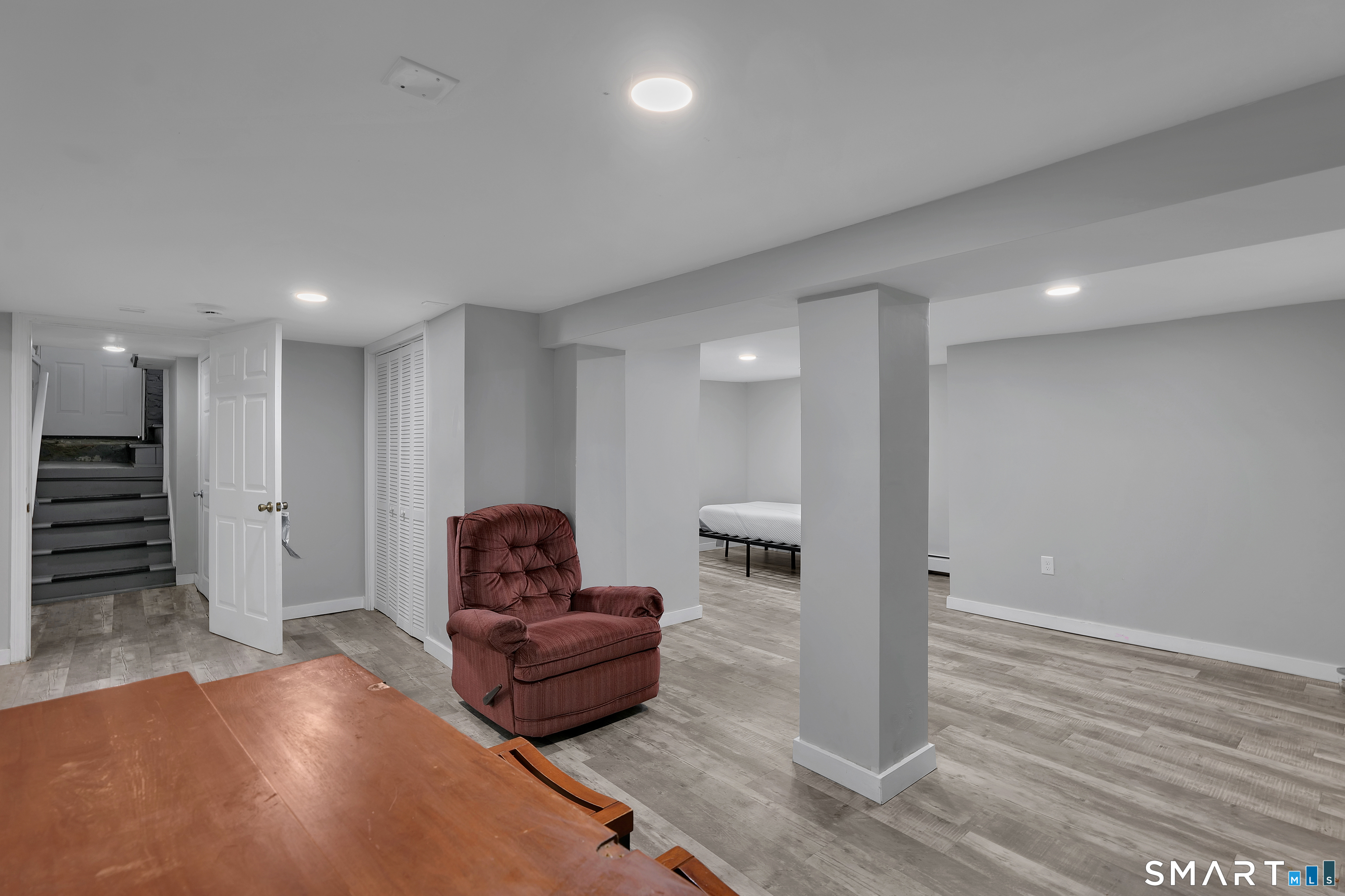 382 Vine Street Hartford CT 06112