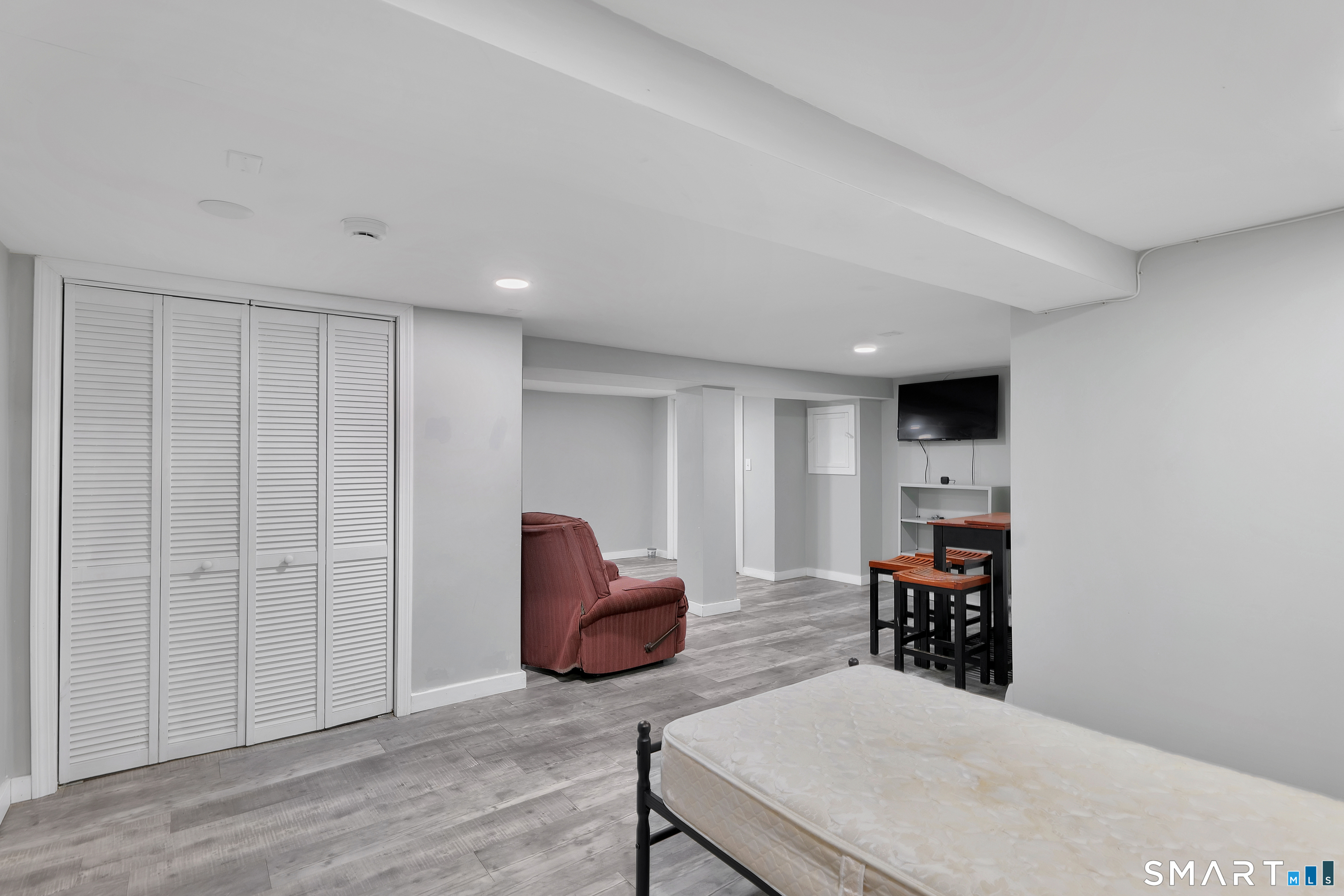 382 Vine Street Hartford CT 06112