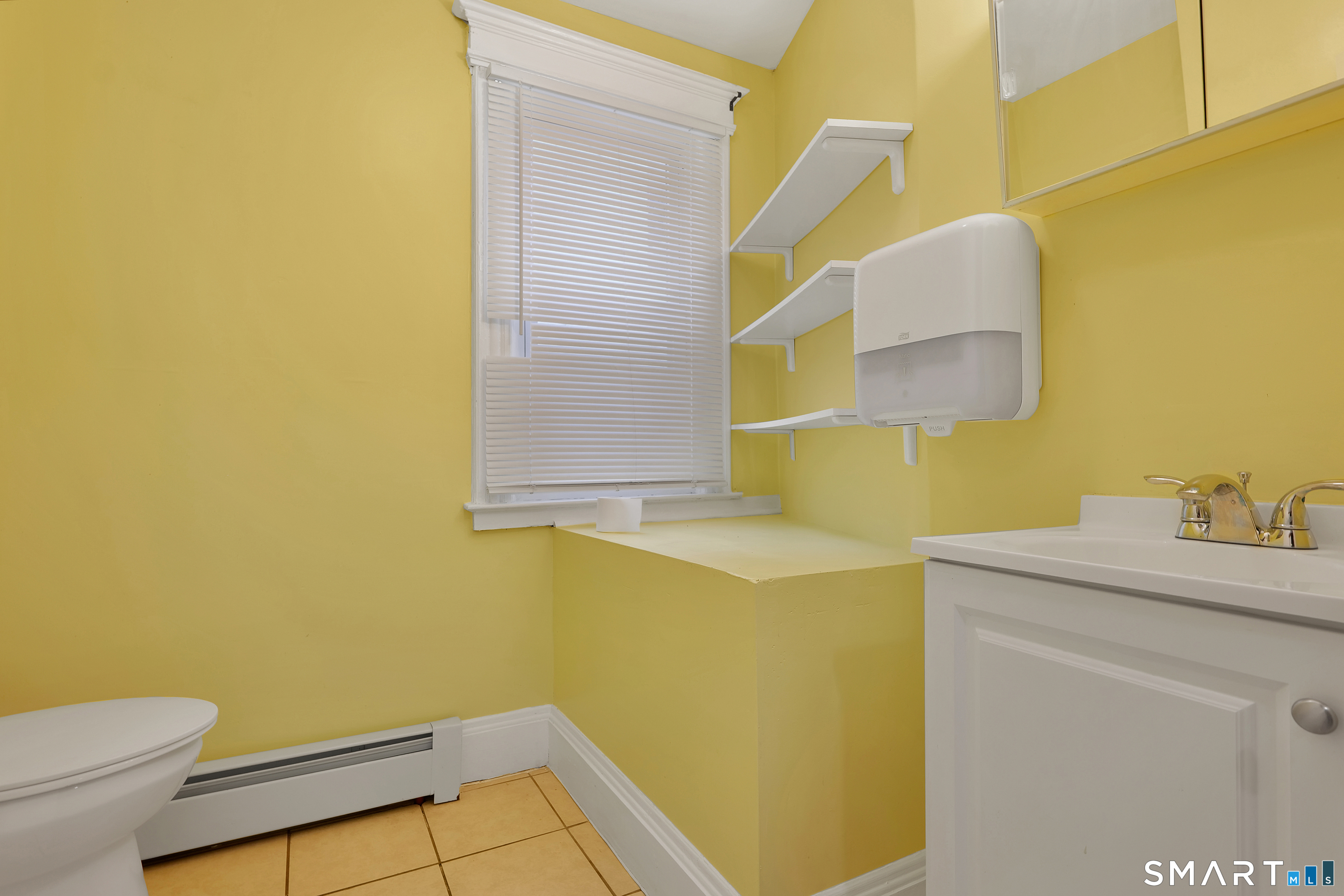 382 Vine Street Hartford CT 06112
