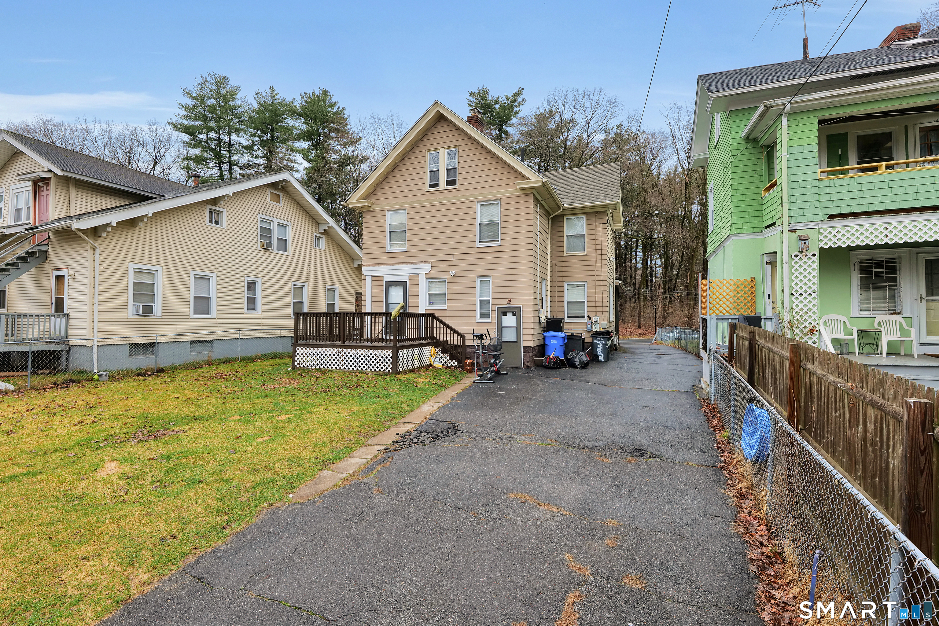 382 Vine Street Hartford CT 06112