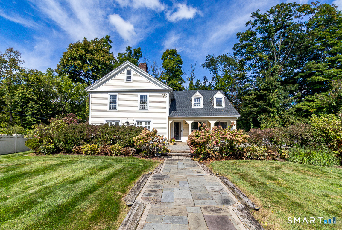 428 Simsbury Road Bloomfield CT 06002