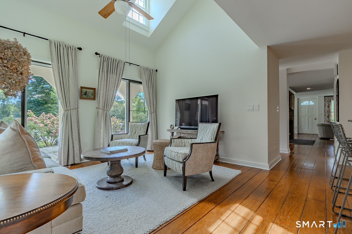 428 Simsbury Road Bloomfield CT 06002