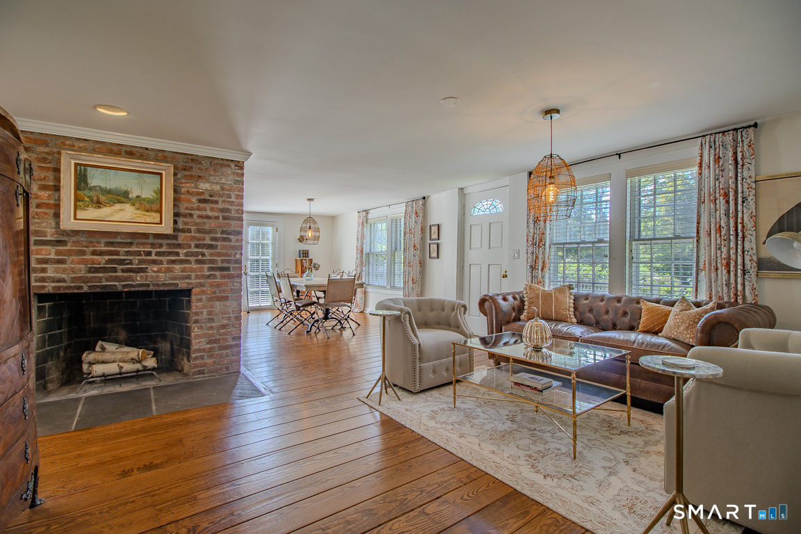428 Simsbury Road Bloomfield CT 06002