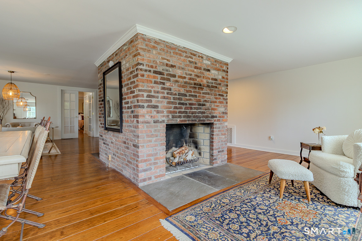 428 Simsbury Road Bloomfield CT 06002