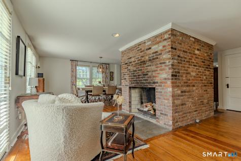 428 Simsbury Road Bloomfield CT 06002