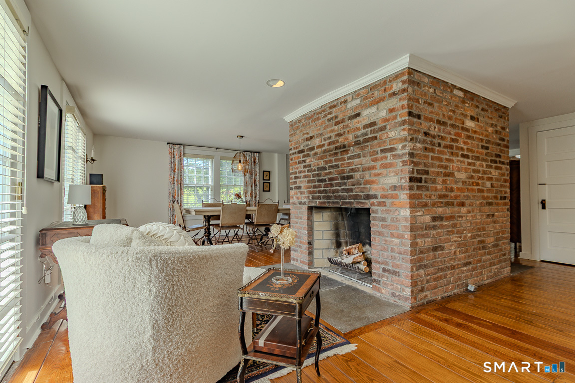 428 Simsbury Road Bloomfield CT 06002